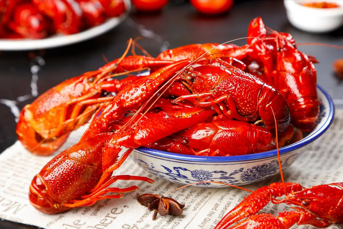“Flavor-Packed Garlic Crawfish – Fully Cooked, Ready to Devour”